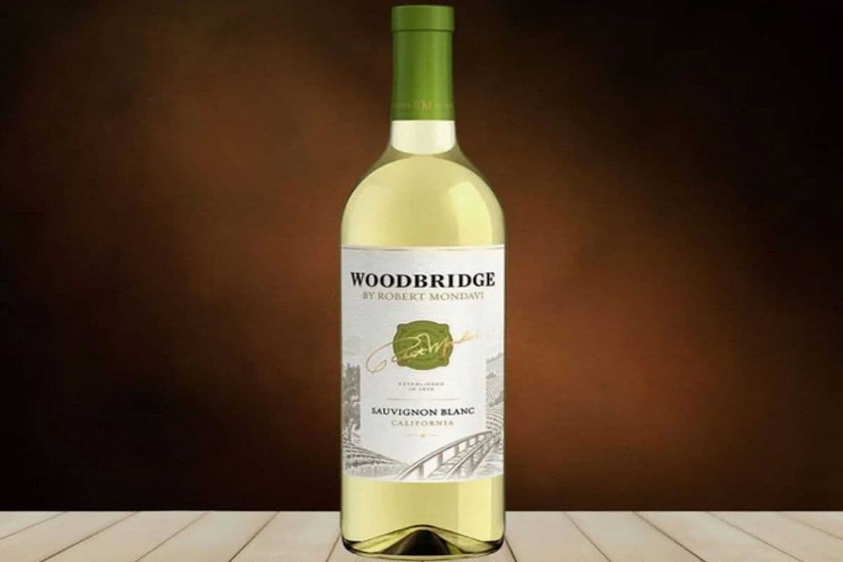 WOODBRIDGE SAUV BLANC (1 x 750ML)