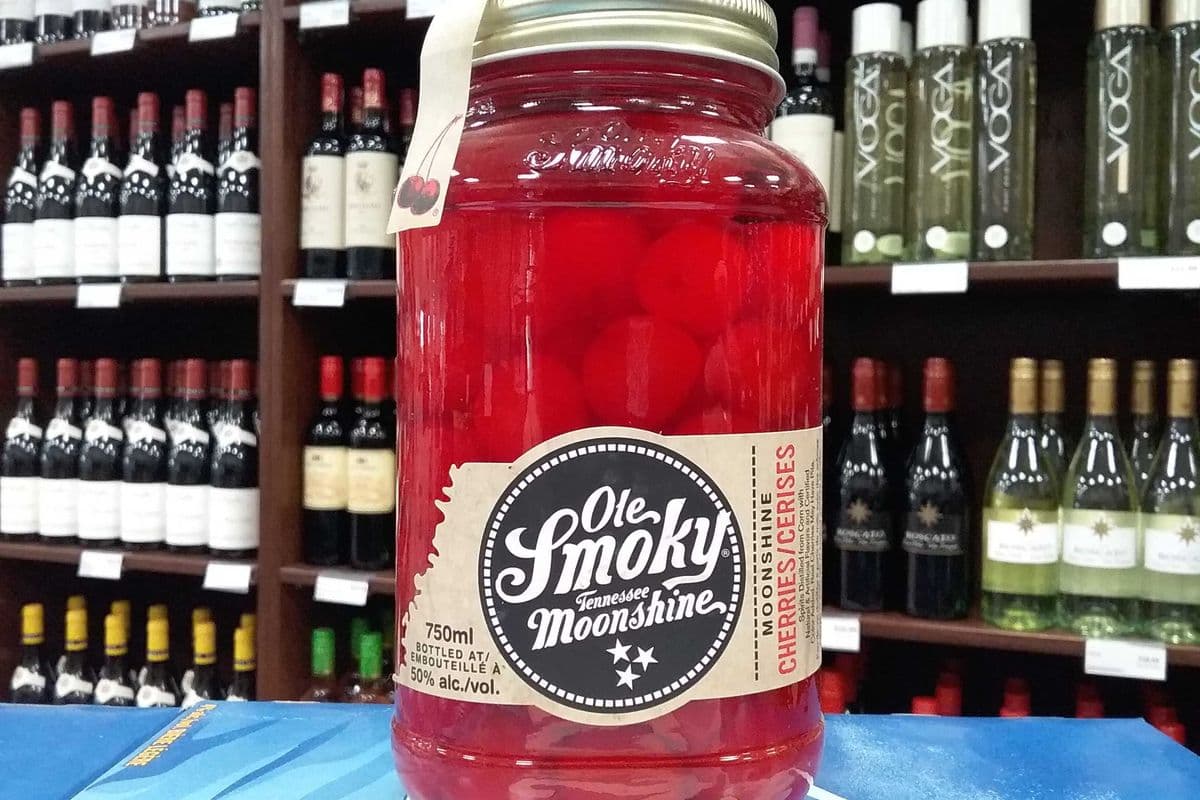 OLE SMOKY CHERRIES MOONSHINE (1 x 750 mL)