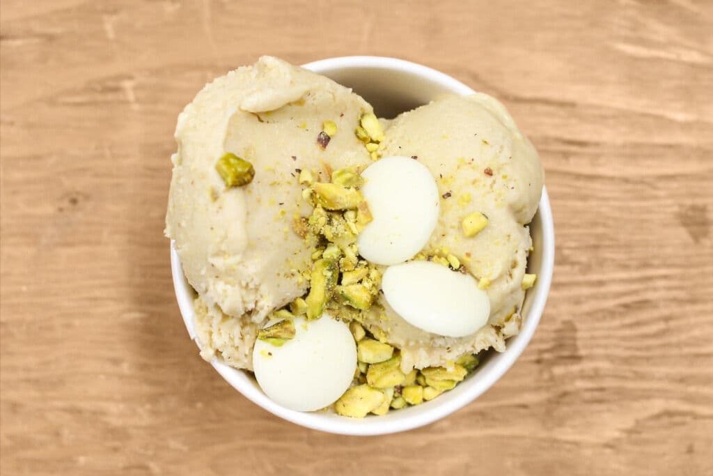 Pistachio (236ml) (240 Cal)