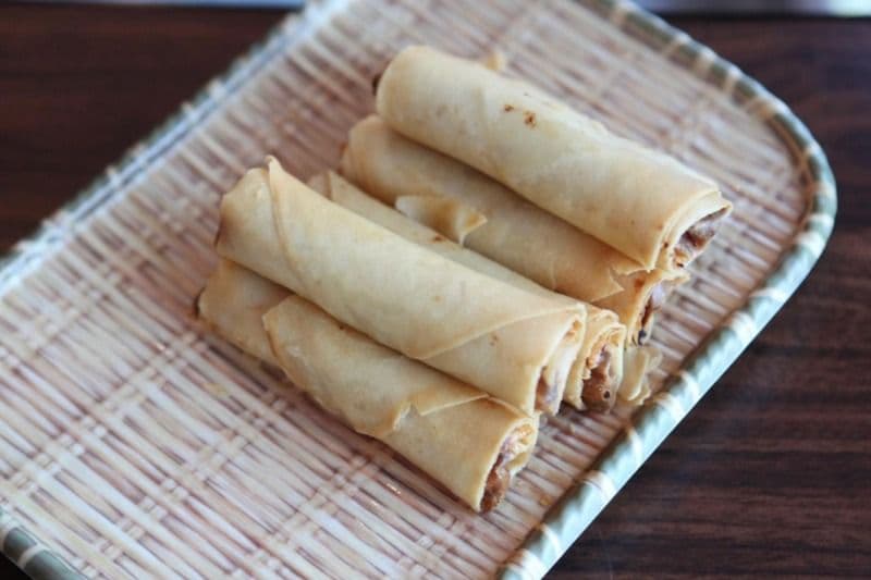 Spring or Veggie Roll (炸春卷) (6 pcs)