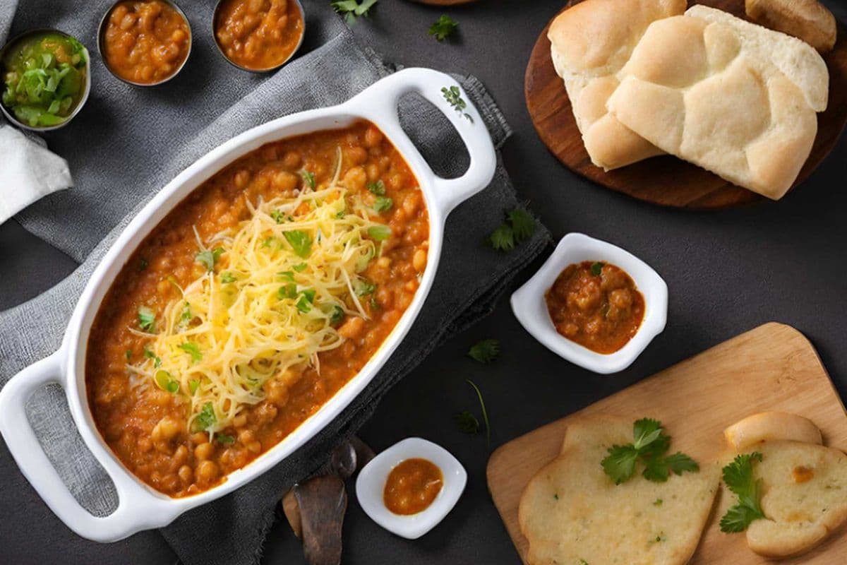 Butter Cheese Pav Bhaji