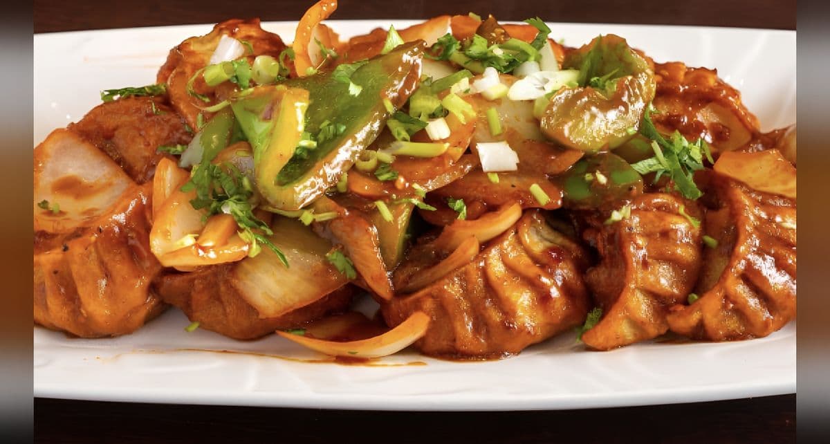Hakka Chilli Momo
