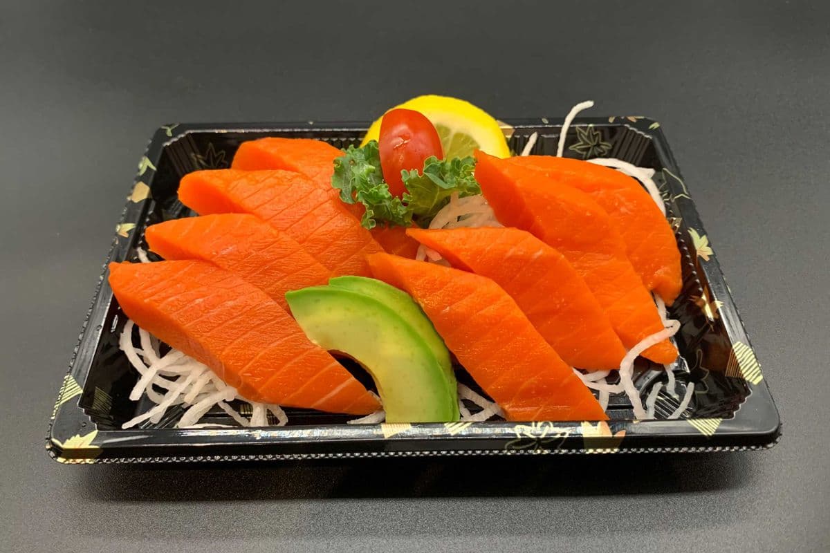 Sockeye Salmon Sashimi (8 pcs)