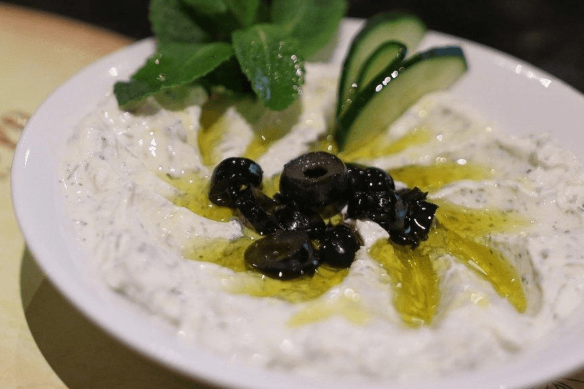 Labné à l’ail / Labneh with Garlic