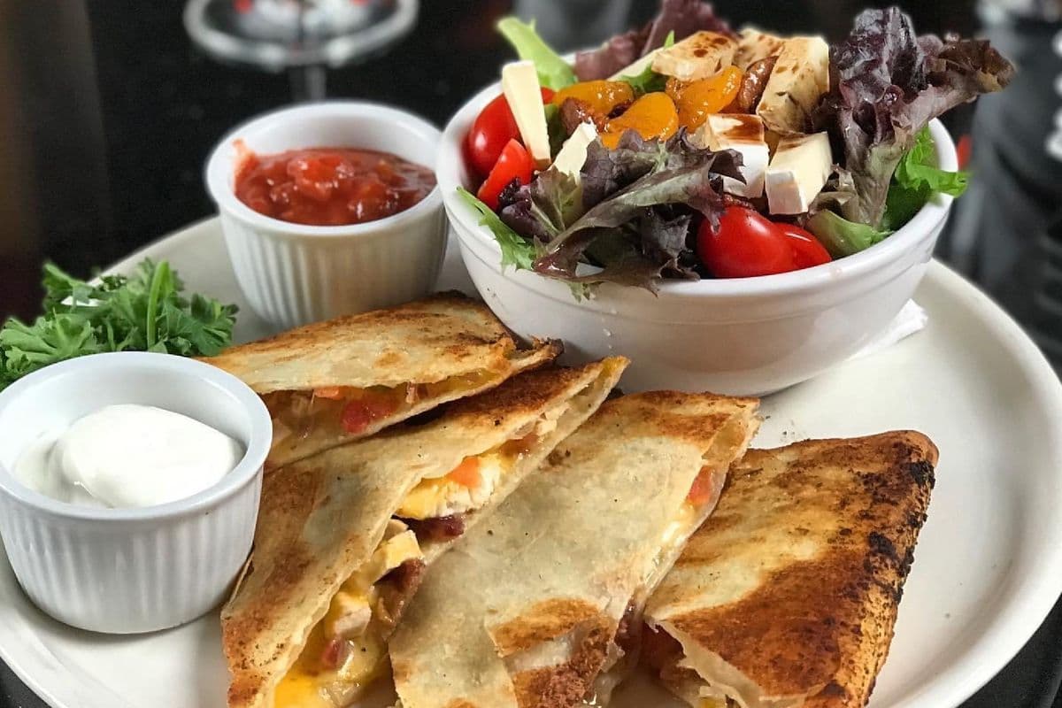 Quesadillas (Half with Side)
