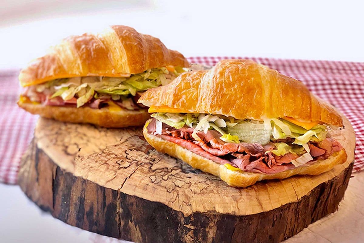 Roast Beef Croissandwich