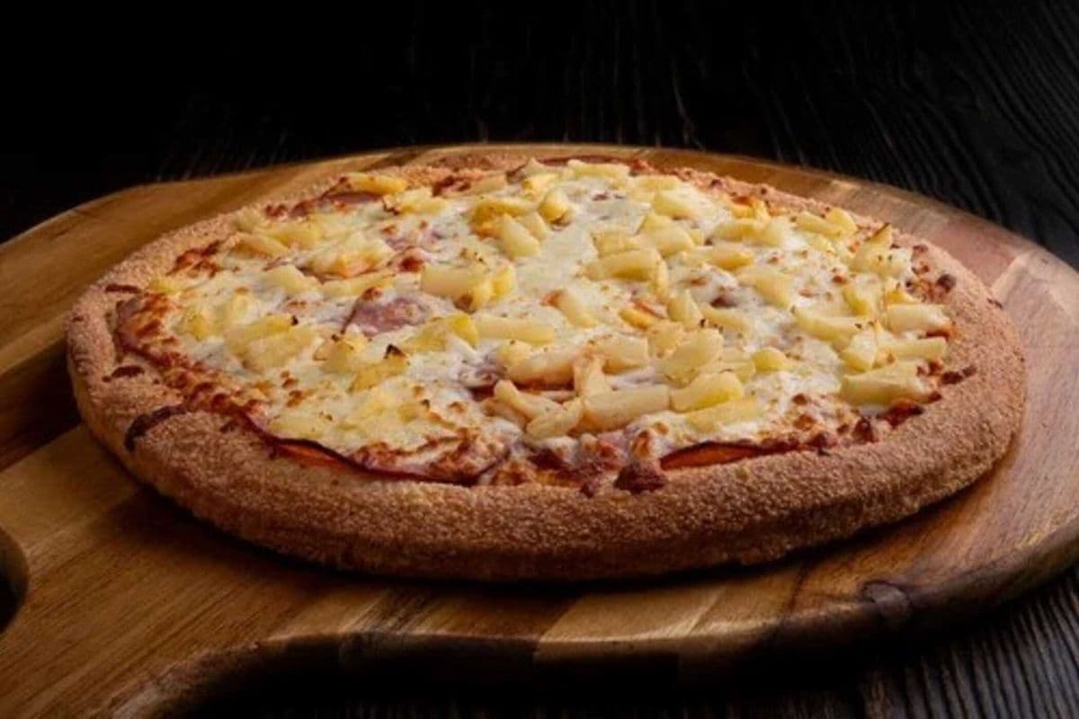 12" Ham and Pineapple Pizza