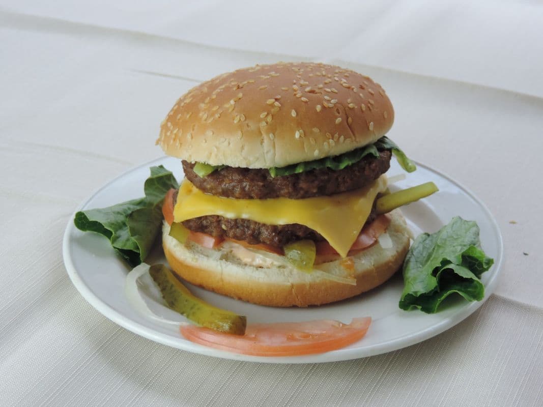 Daanook Burger