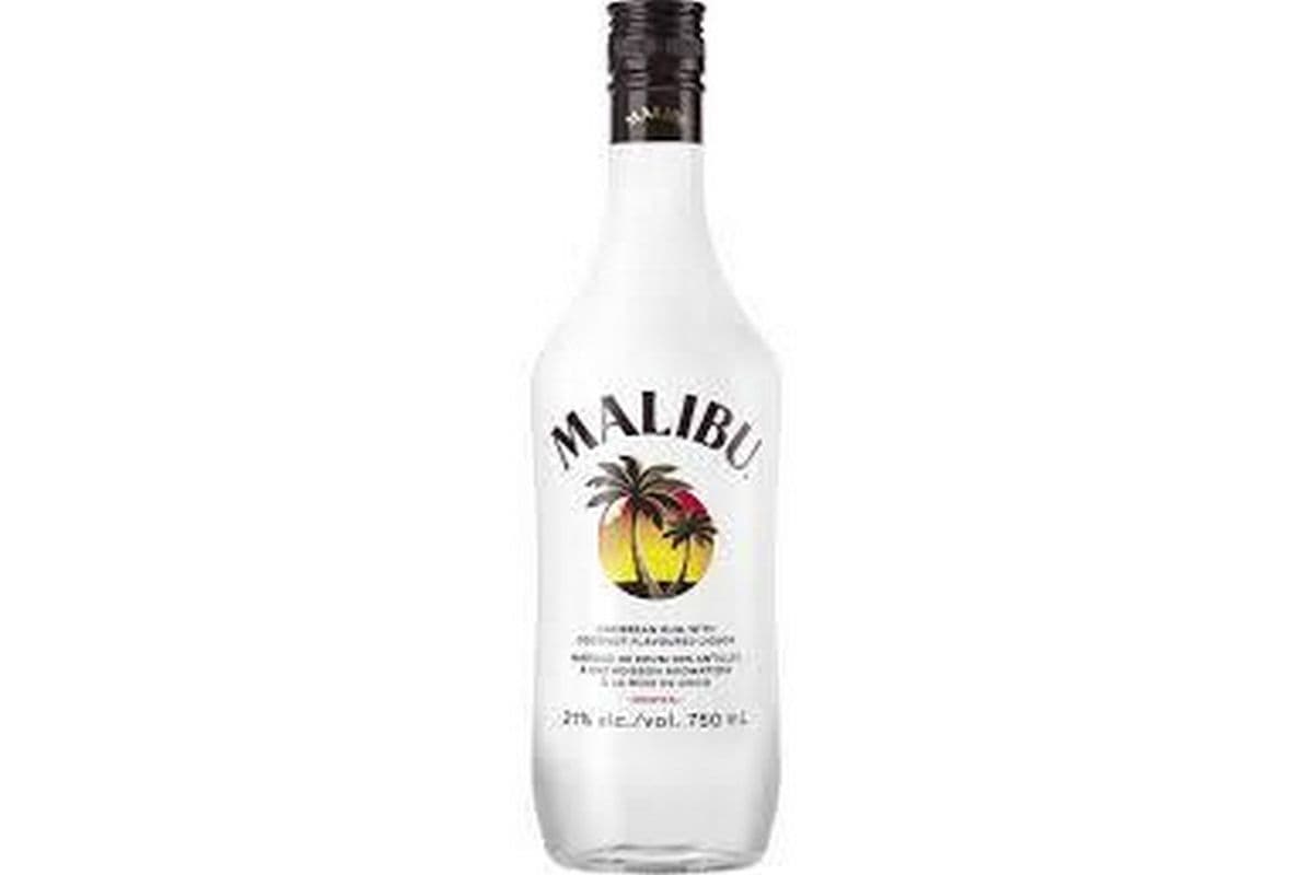 Malibu Rum (750 ml) (1 x 750ml)