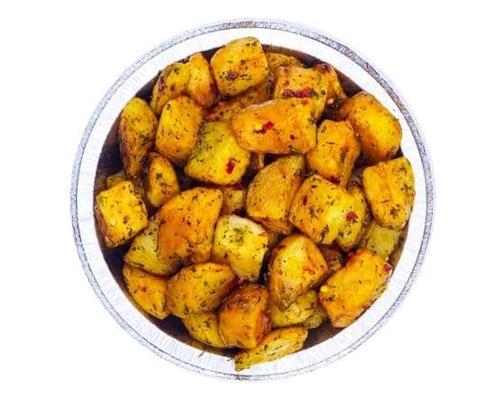 Medium Garlic Potatoes / Moyenne Patates à l'ail