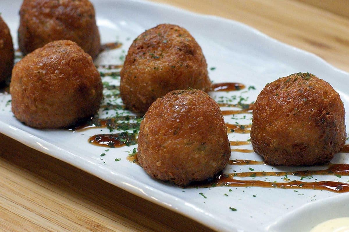 Takoyaki (6 pcs)