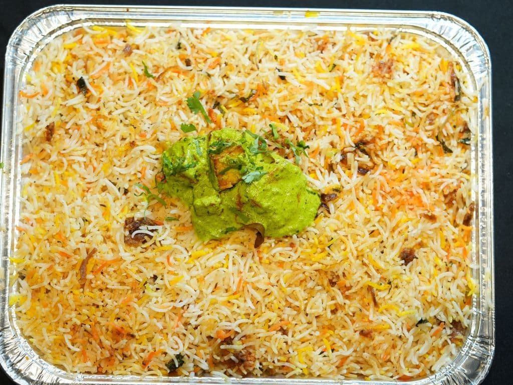Green Mirchi Paneer Biryani - Bucket