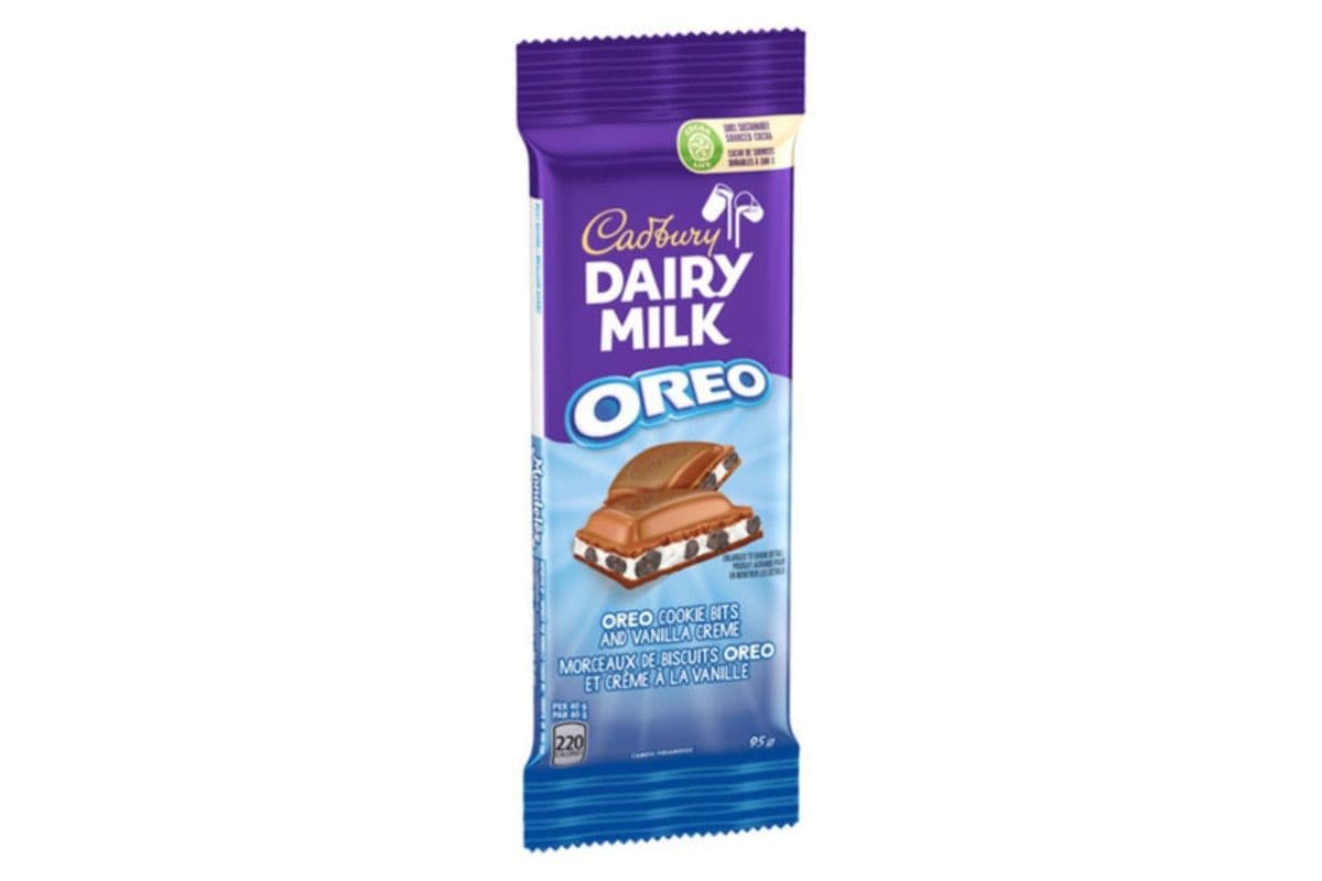 Dairy Milk Oreo Cookie Bits & Vanilla Creme (95 g)