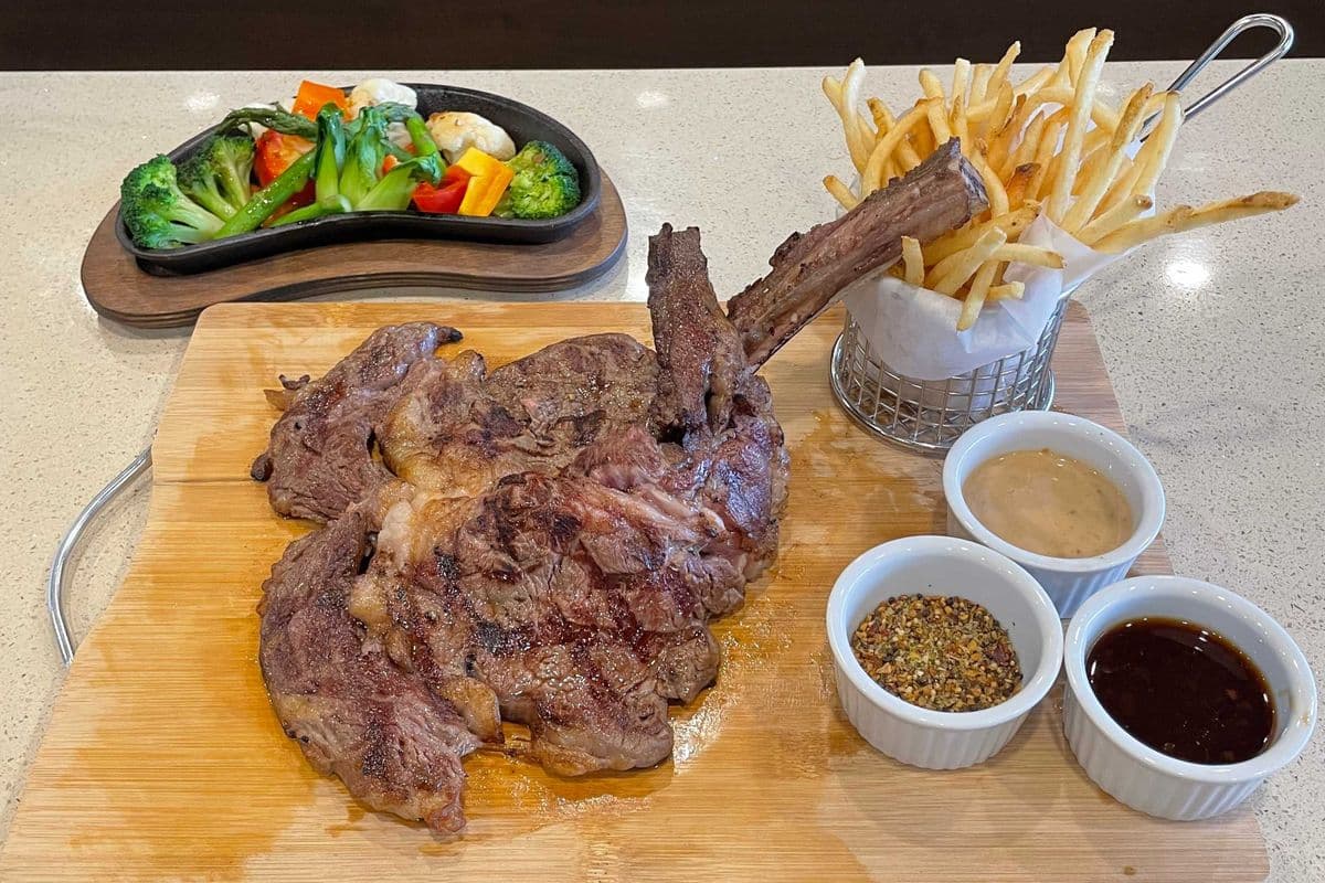 20oz Angus Tbone