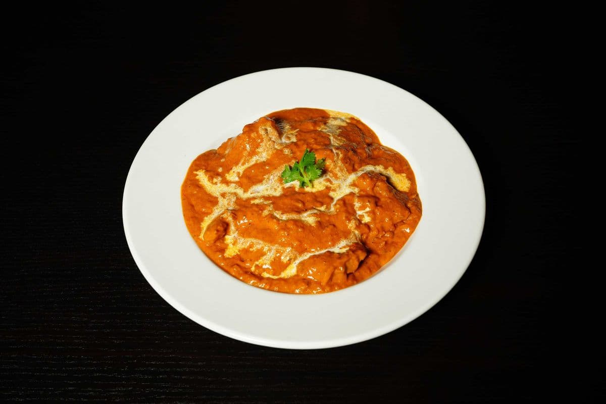 Butter Chicken (20 oz, 8 chicken chunks)