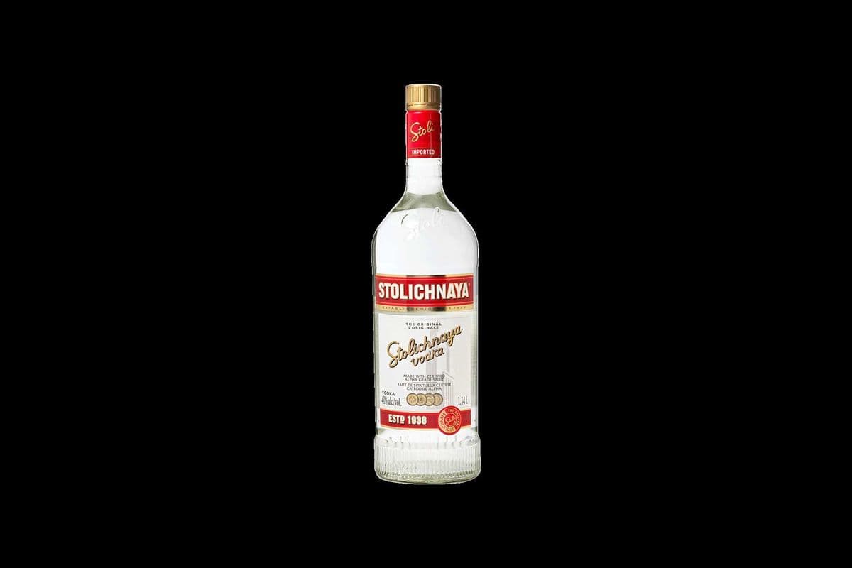 Stolichnaya (1140 ml Bottle) (1 x 1140ml)