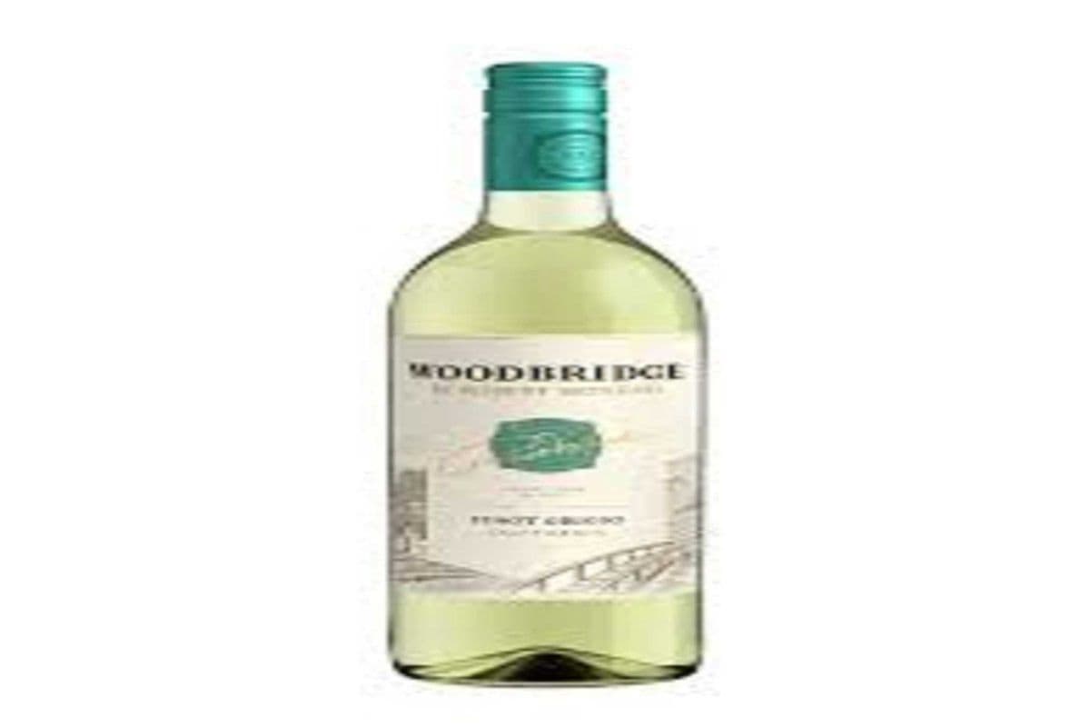 Woodbridge Pinot Grigio (1 x 750 ml)