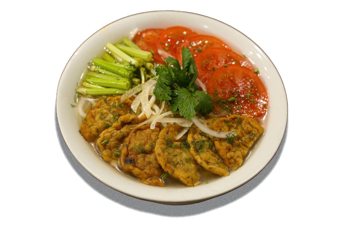 54. Fish Cake, Thick Vermicelli Soup (Bun Cha Ca)