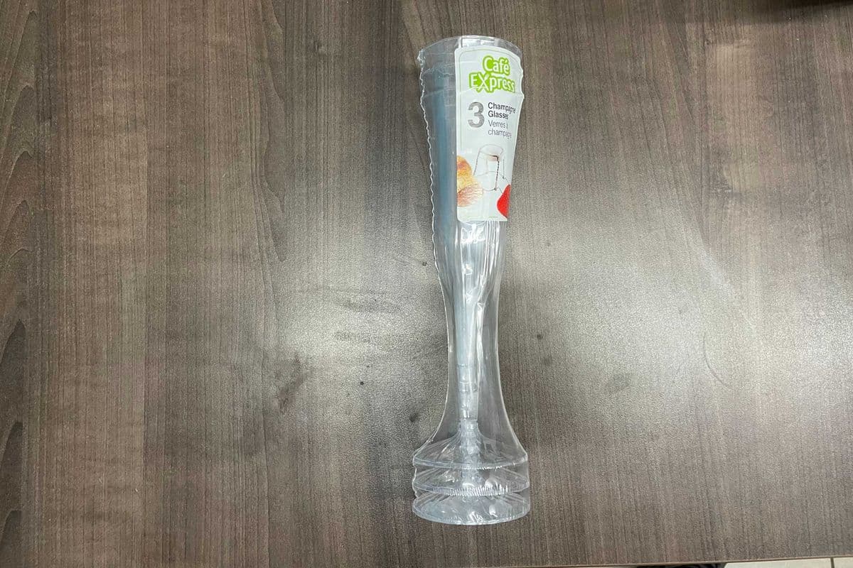 Glass Champagne Plastic 3pc (30 Pack)