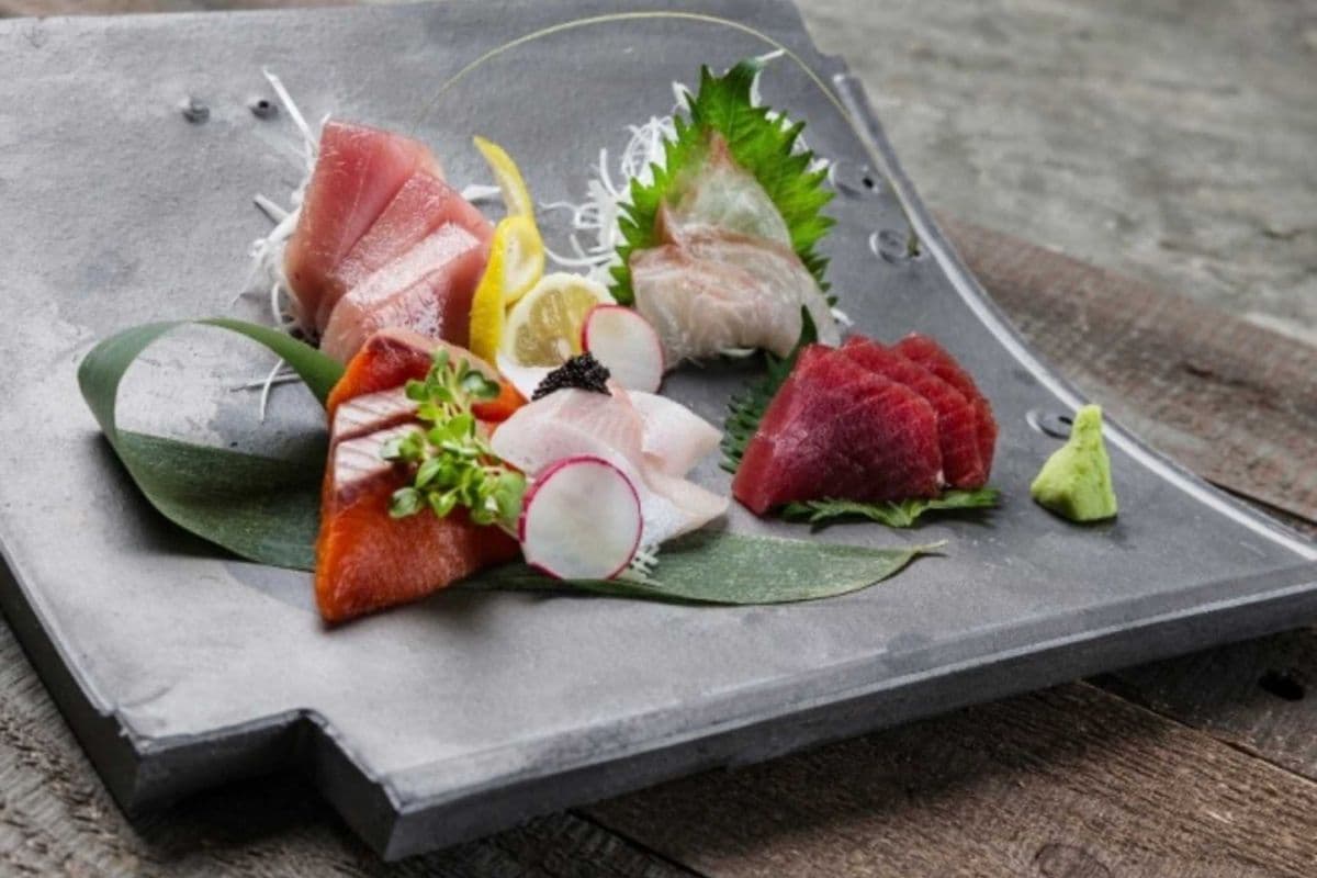 Five Kinds Sashimi (15 pcs)