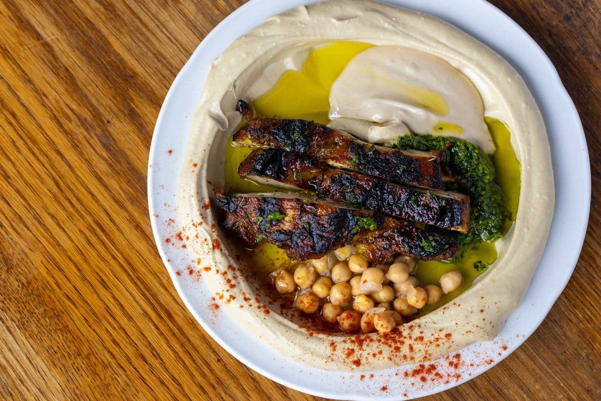 Shawarma Hummus