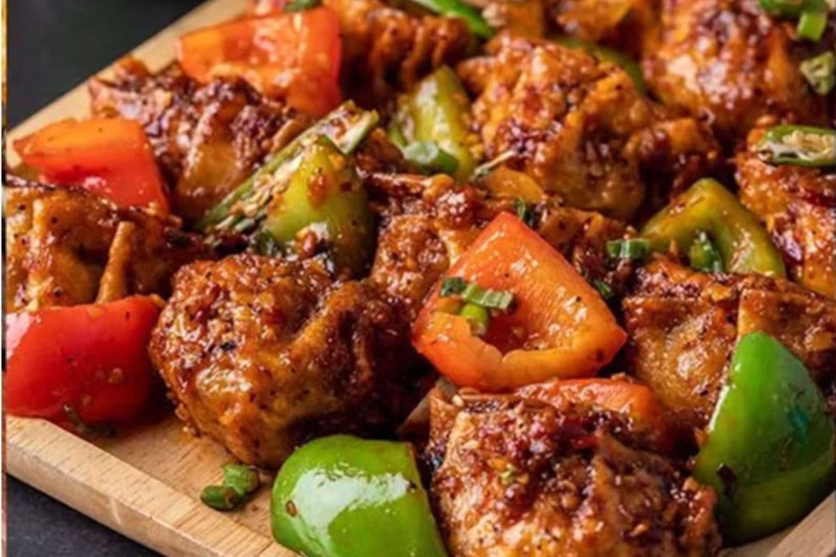 Chilli Momo (8 pcs)