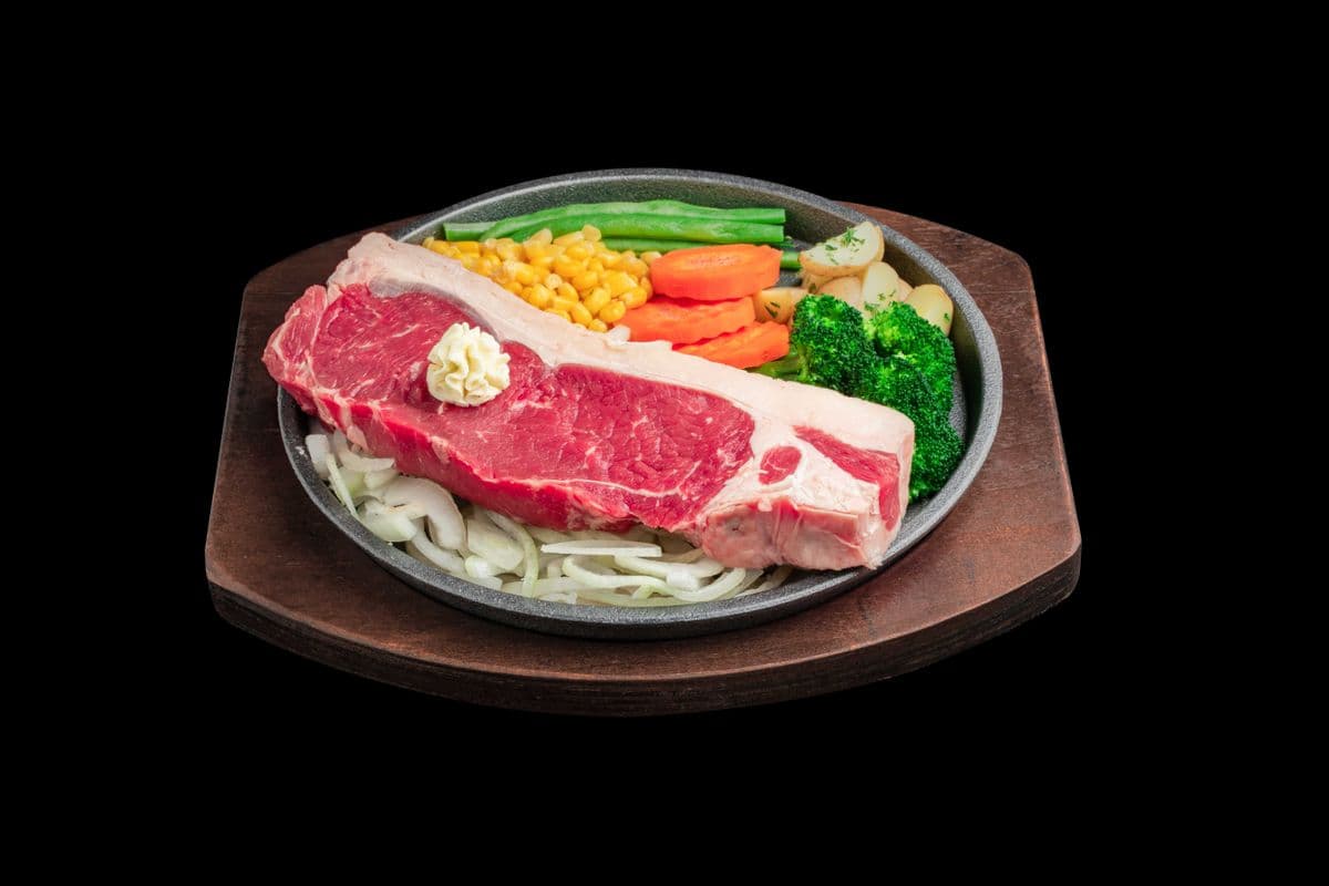 AAA Striploin Steak (10 oz)