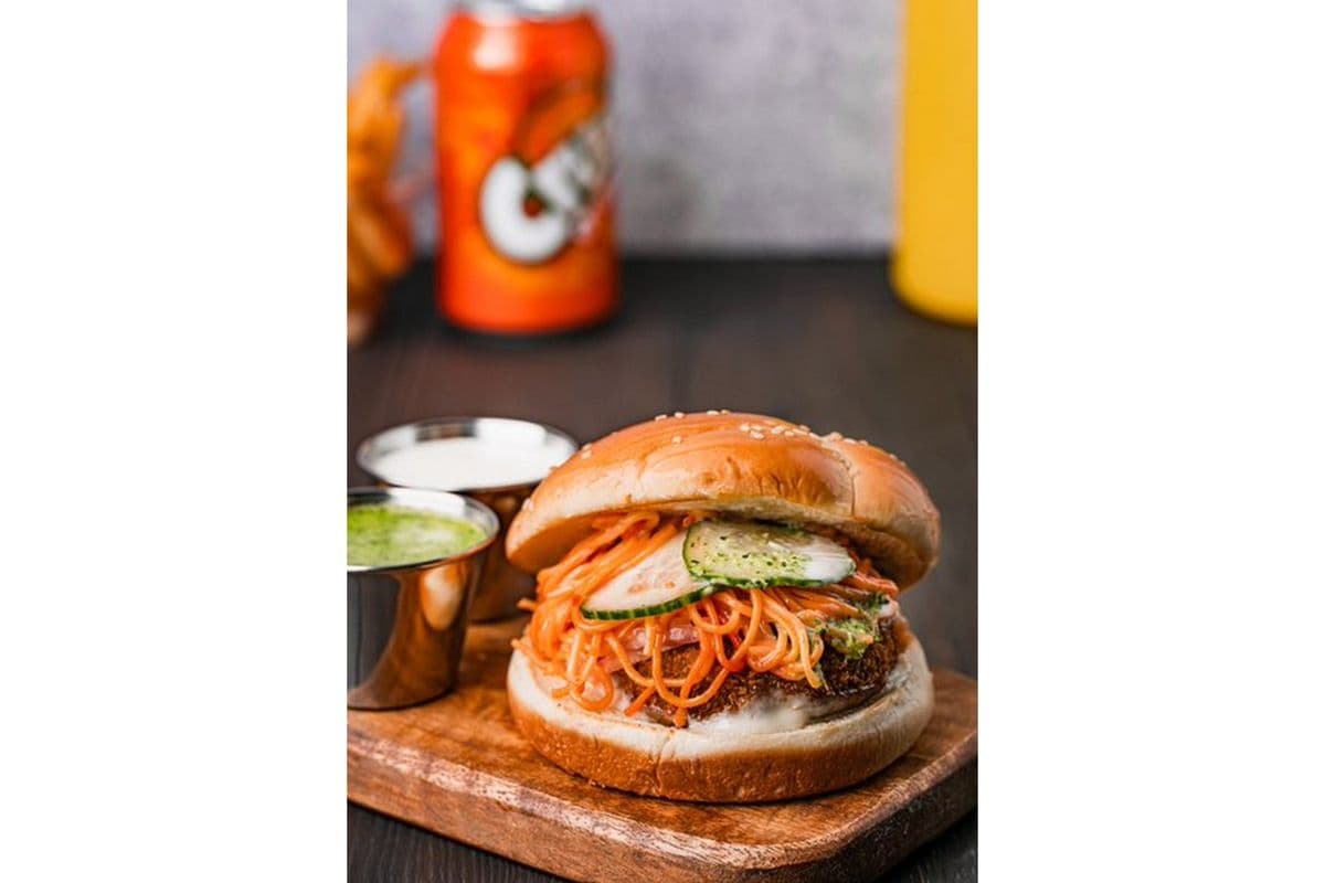 Signature- Veg Noodles Burger