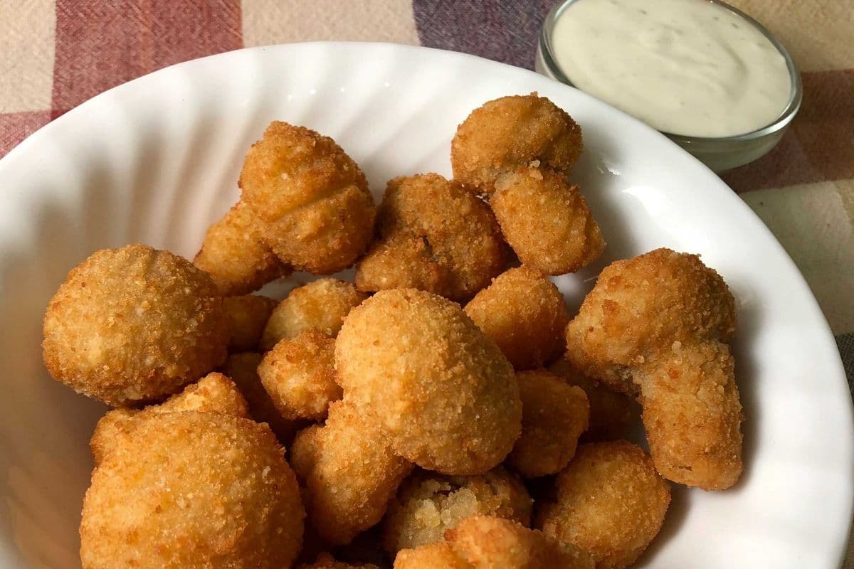 Breaded Mushrooms (12 pcs)