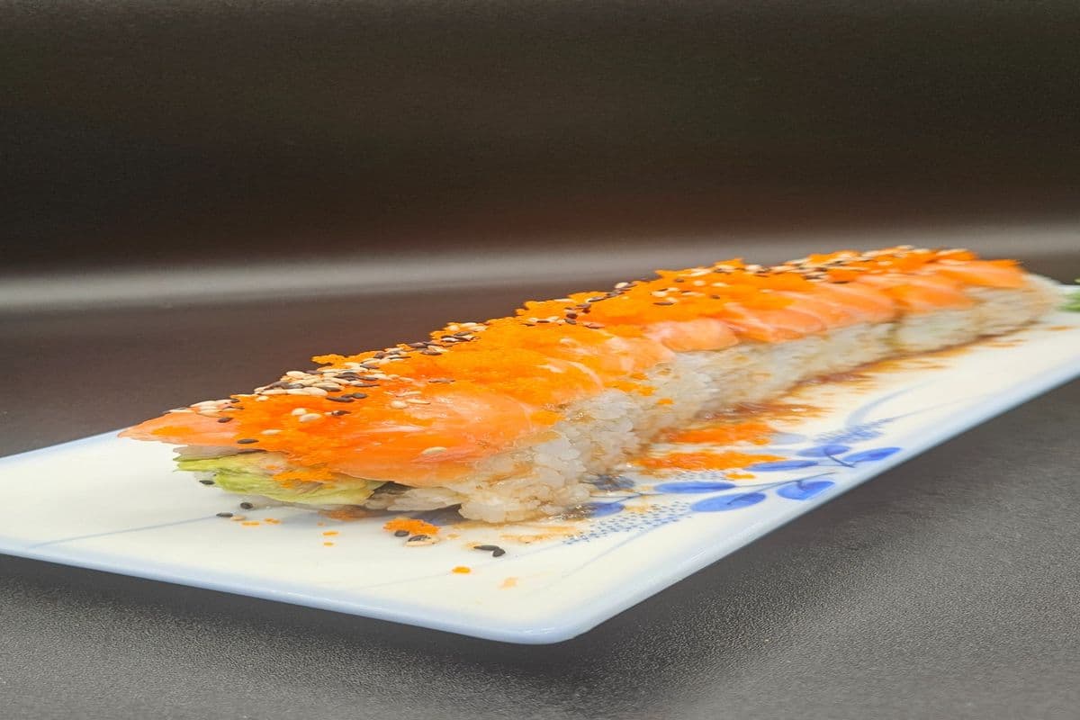 Alaska Roll (8 pcs)