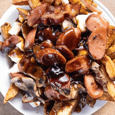 Hot Dog Poutine / Poutine à hot dog
