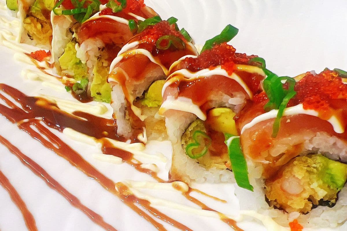 White Dragon roll (白龙寿司8片）8pcs
