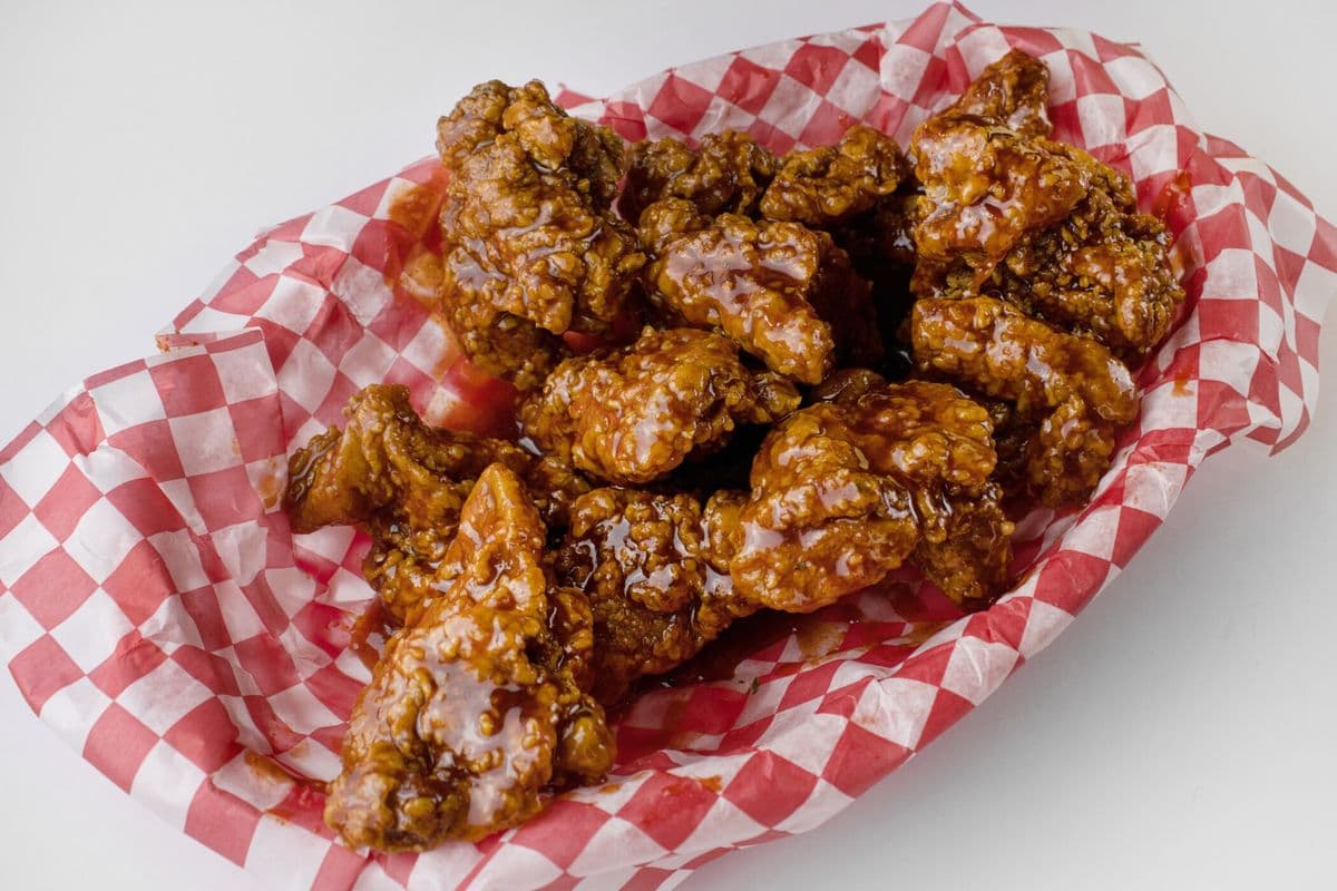 Sweet-and-Spicy Fried Chicken (Halal)