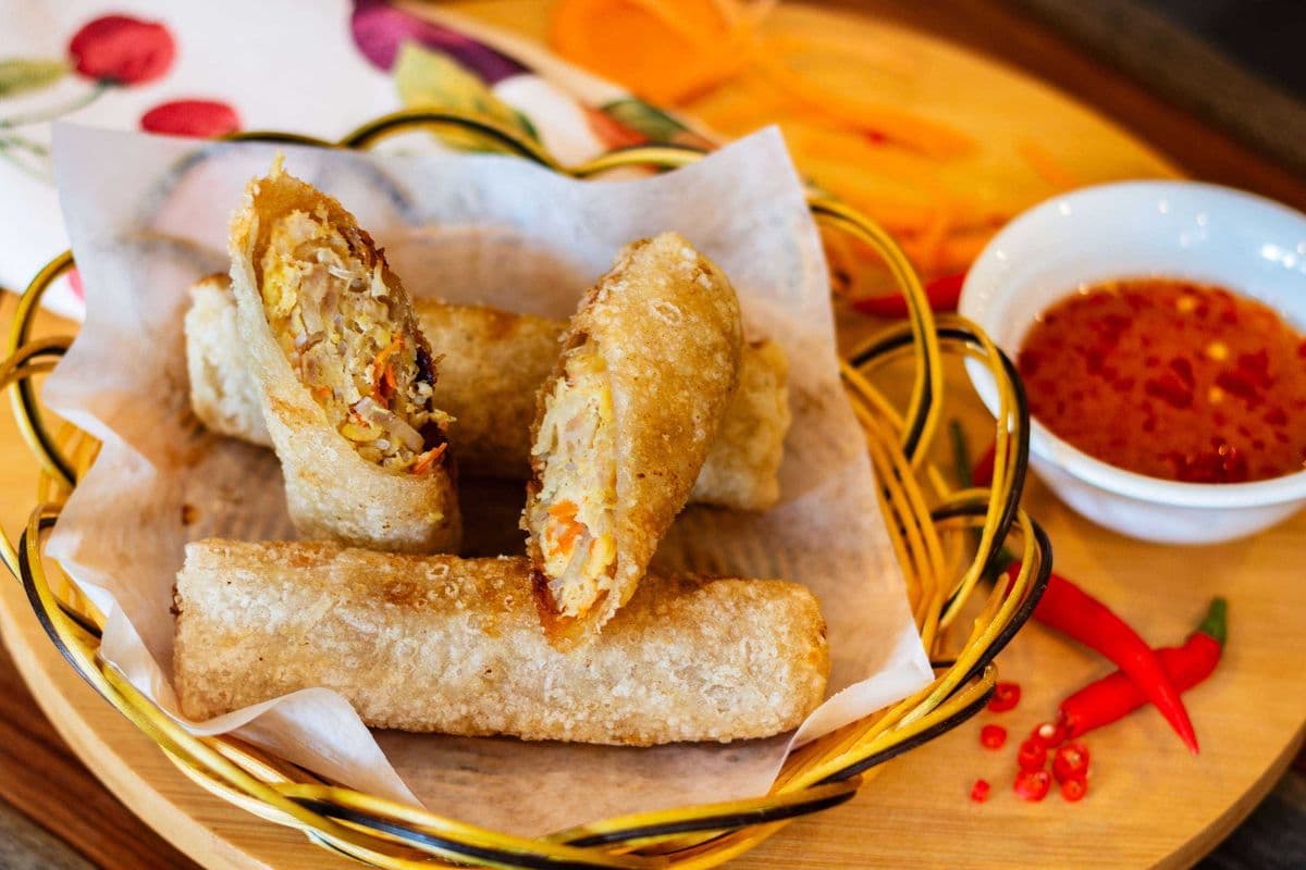 A1. Chicken Spring Rolls - Cha Gio Ga (3rolls )