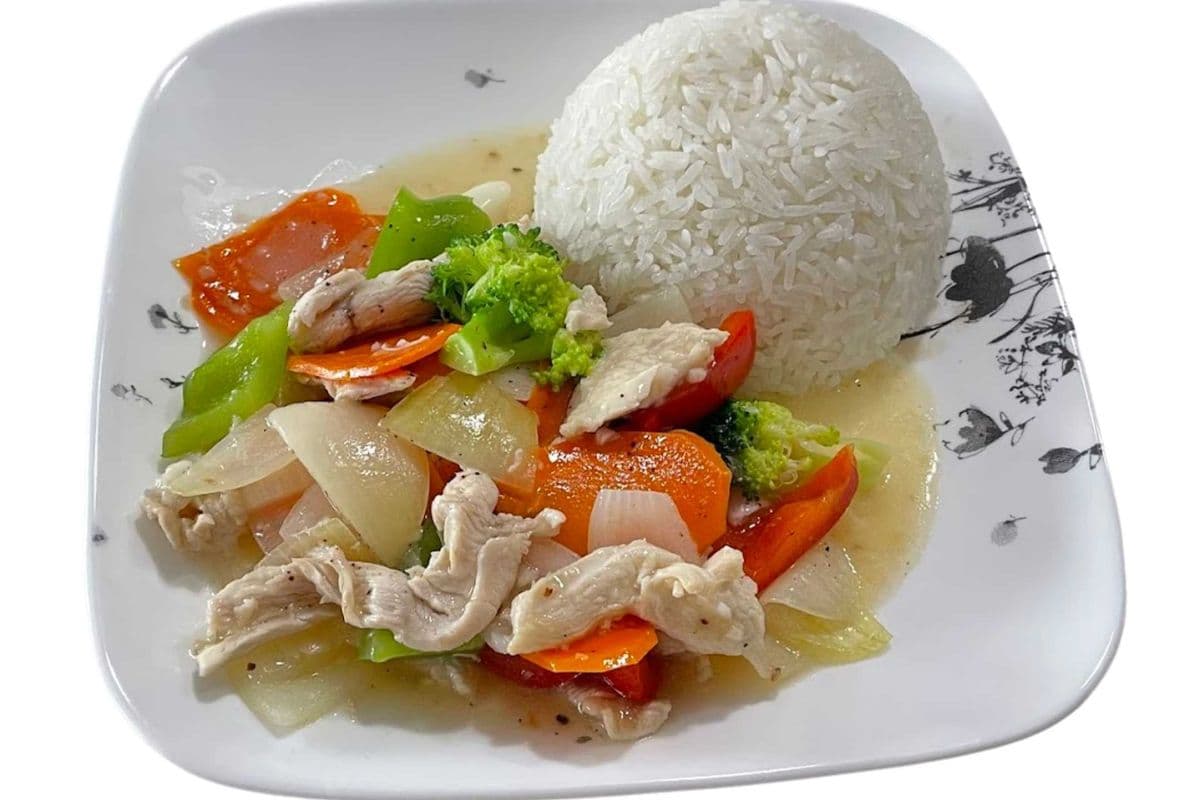 R8. Chicken and Veggies Stir Fry