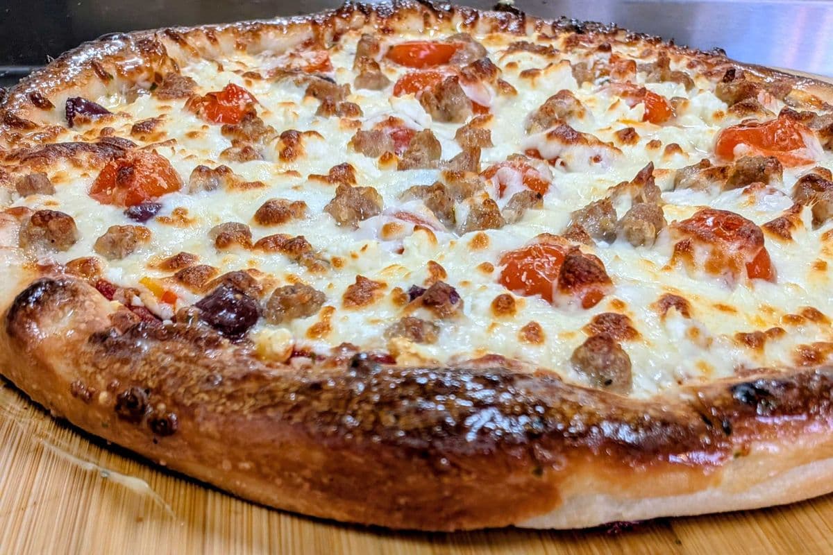 Greek Deep-Dish Pizza 12"