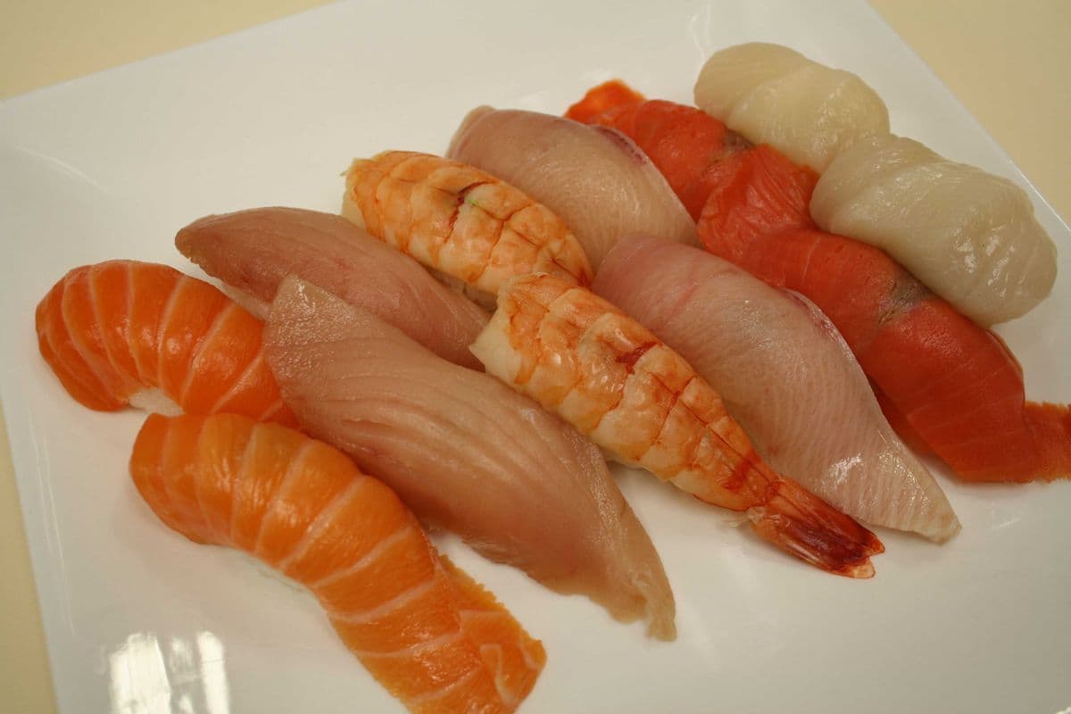 Nigiri Platter (12 pcs)
