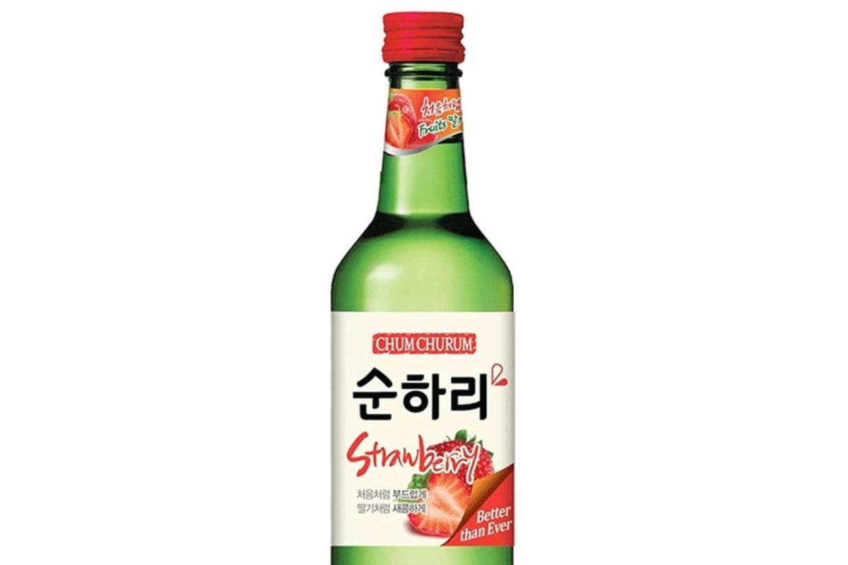 Chum Churum Strawberry Soju (1 x 360ml)