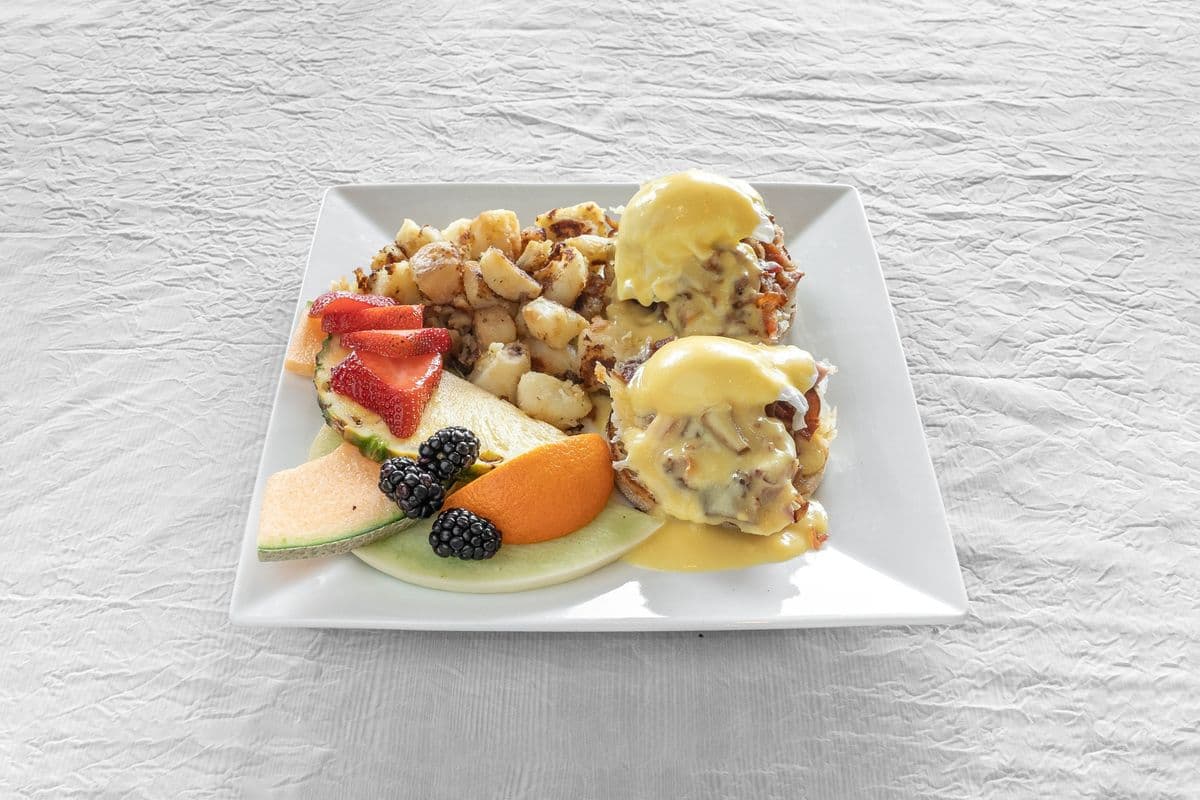 Oeufs Bénédictines Amour de Viande / Meat Lovers Benedictine Eggs