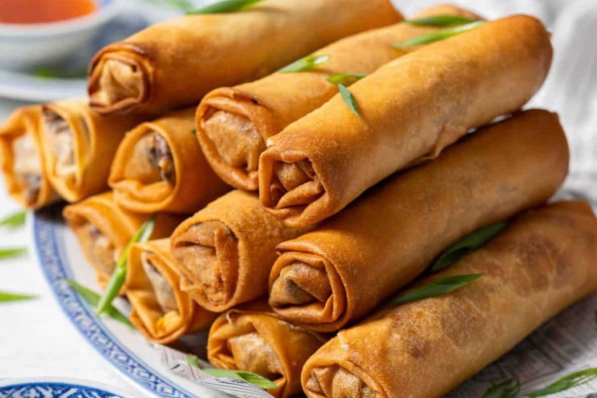 Chicken Spring Rolls (6pcs) - Buy 1 Get 1 Free