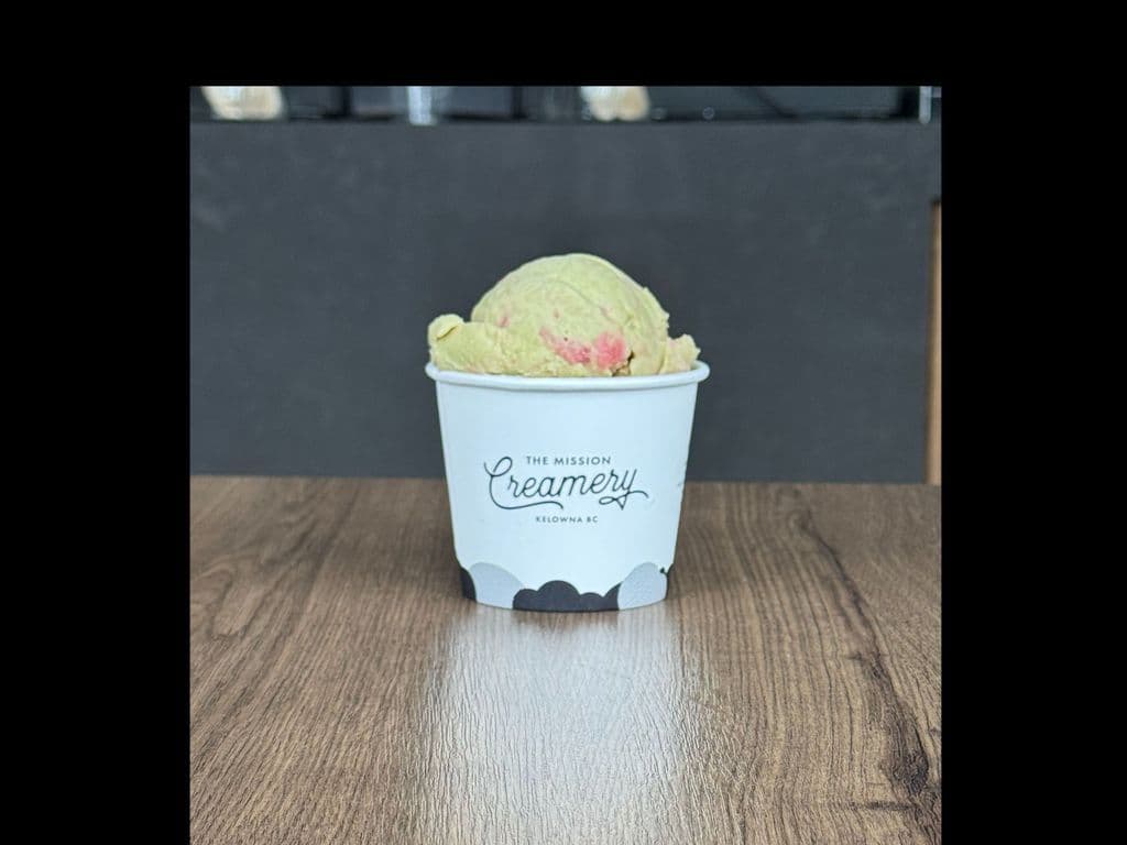 Strawberry Matcha (V)(GF)