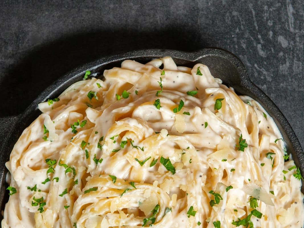 Fettuccine Alfredo