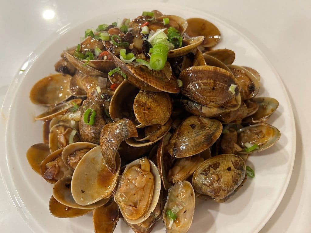 Fried Clams w/ Black Bean Pepper 豉椒炒蚬