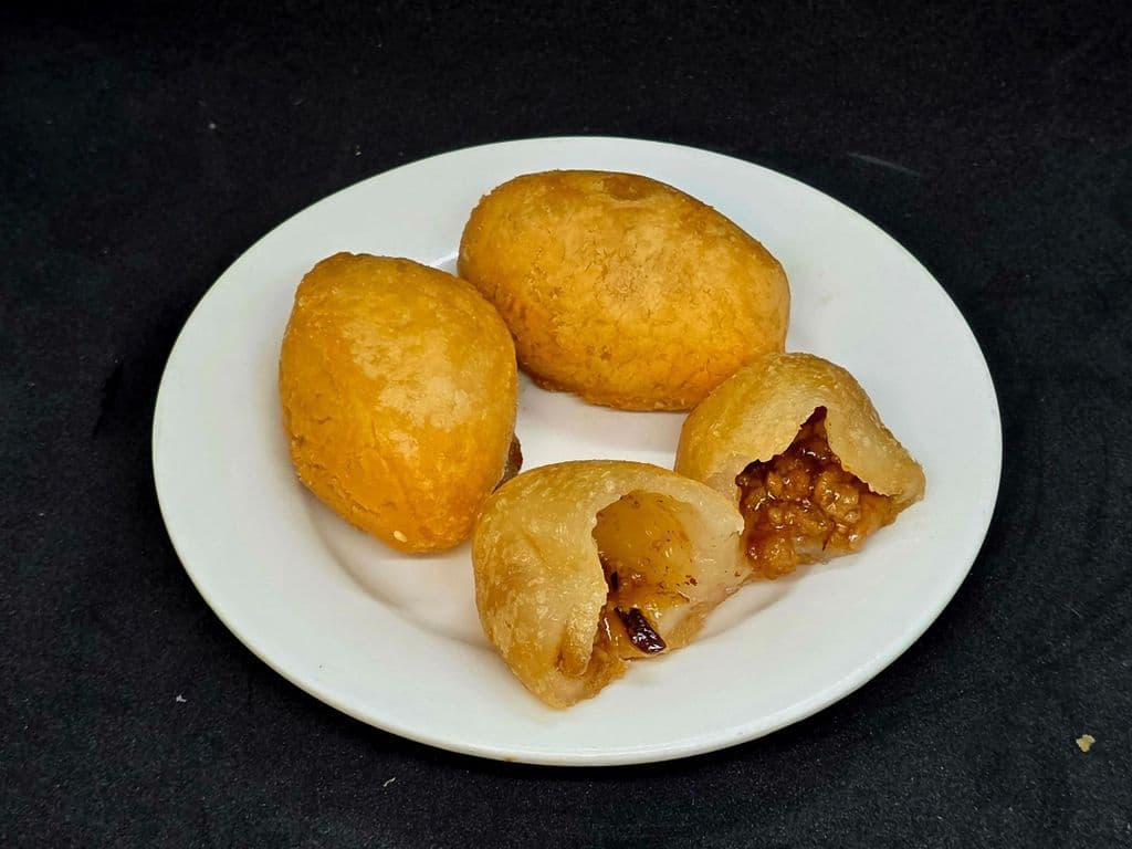 Glutinous Rice Dumplings w/ Pork