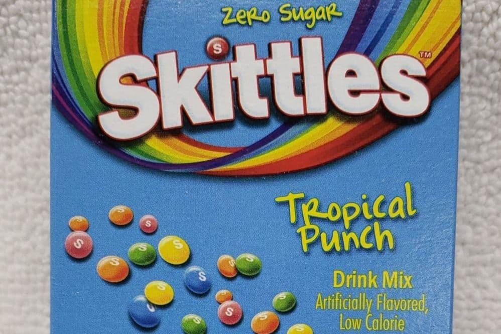 Skittles- Tropical punch- 6 sticks (6 sticks)