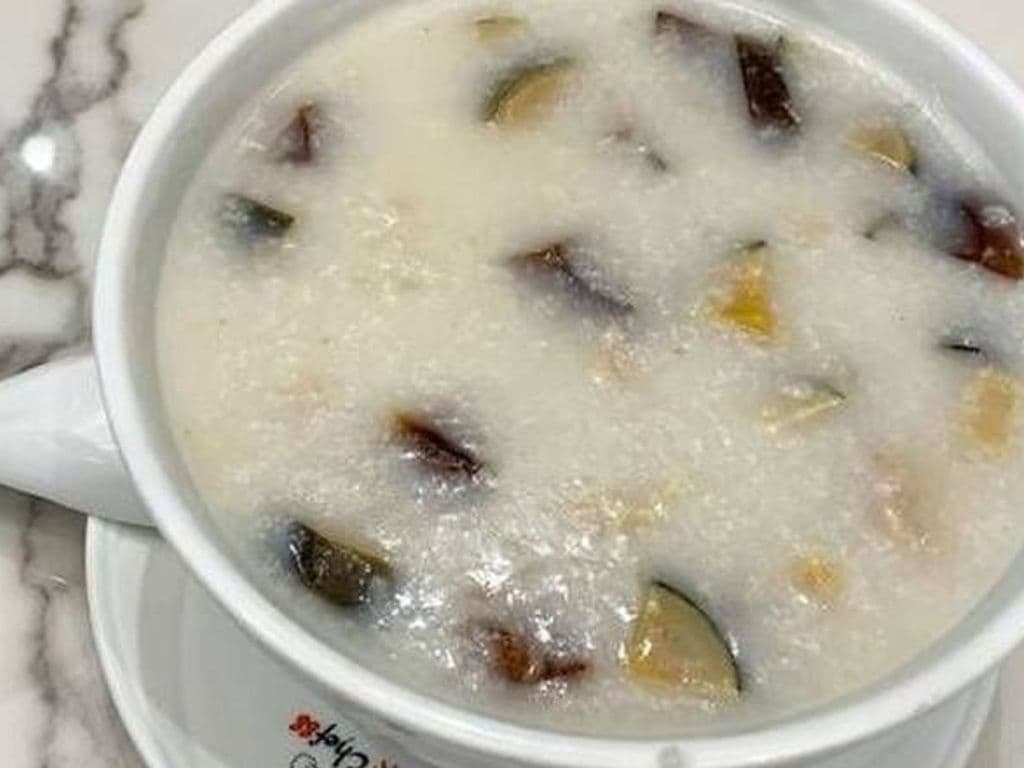 Pork & Preserved Egg Congee L30
