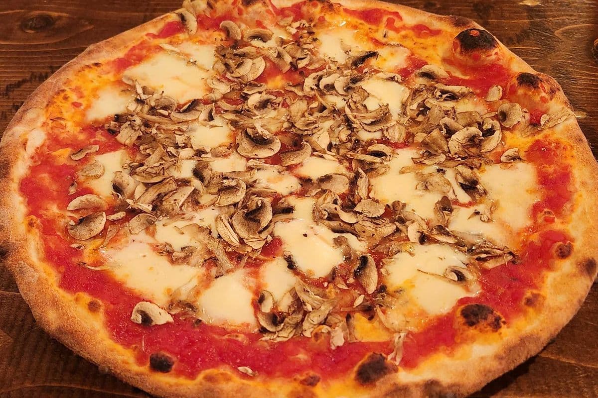 Funghi Pizza