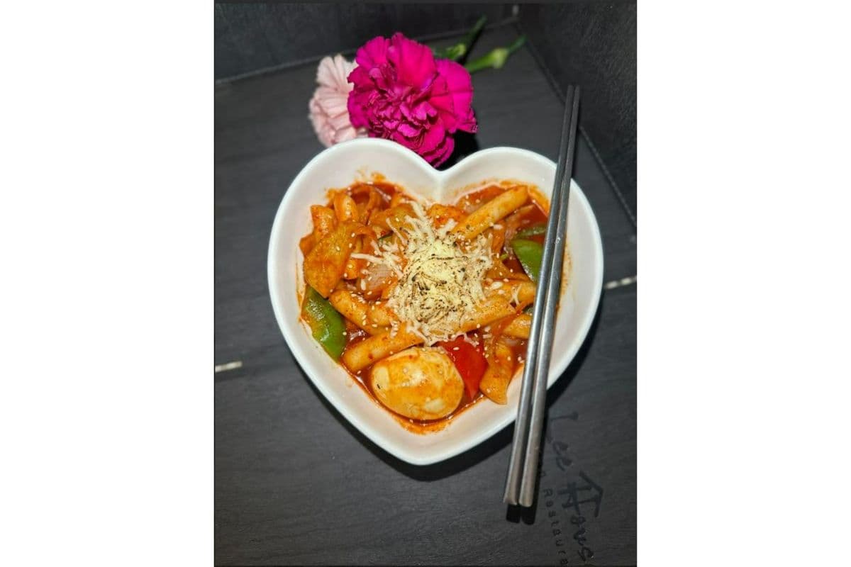 A4. Spicy Rice Cake