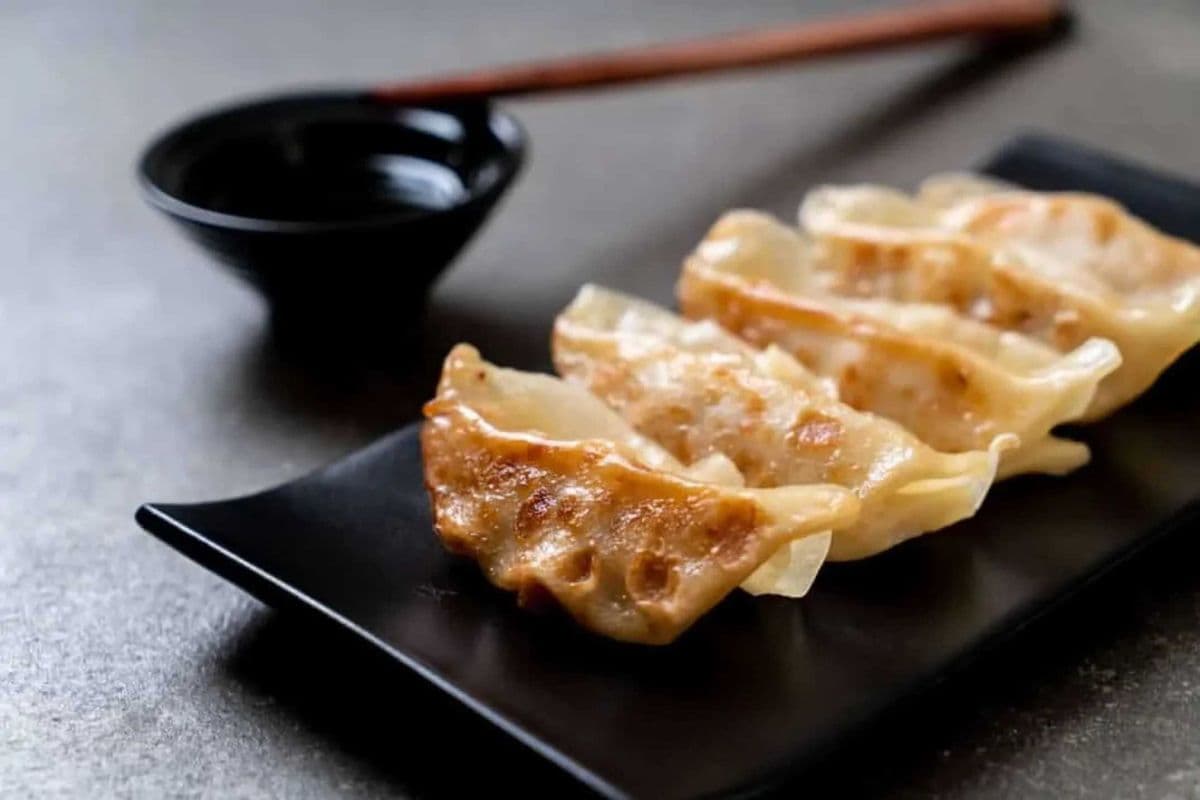 A14. Gyoza Poulet