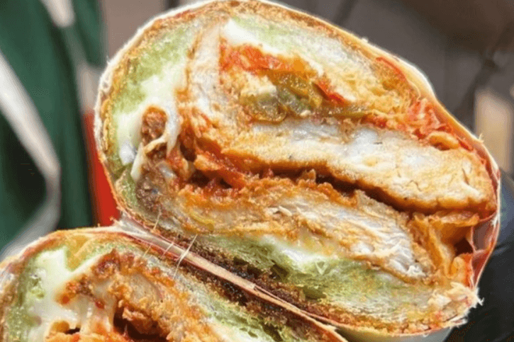 Sandwich Poulet Parmesan / Chicken Parmesan Sandwich